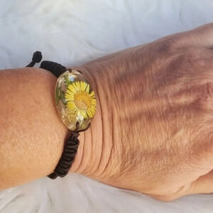 Daisy‎ Flower Child adjustable bracelet